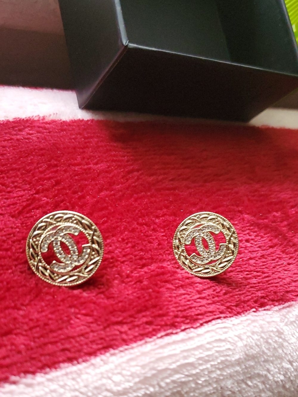Cc Silver  Braided CC Logo Button Earrings